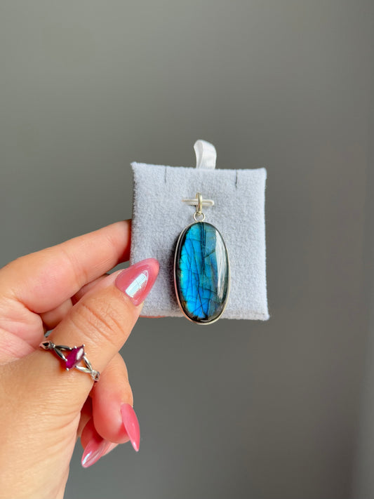 Labradorite Pendant