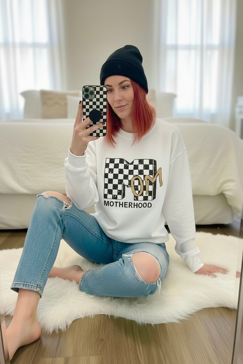 Mtv Mom Heavy Blend™ Crewneck Sweatshirt